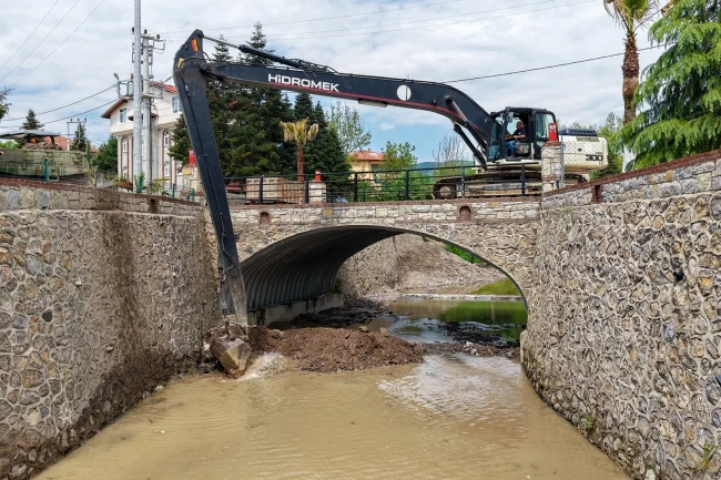 Sakarya Hendek'te dere ıslah çalışmaları tamamlandı