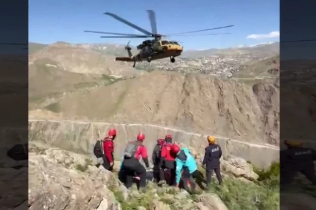 Hakkari'de yaralı vatandaş kurtarıldı