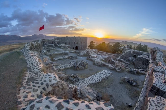 Erzurum'da Doğu Cephesi Tarihi Alan Başkanlığı kurulacak