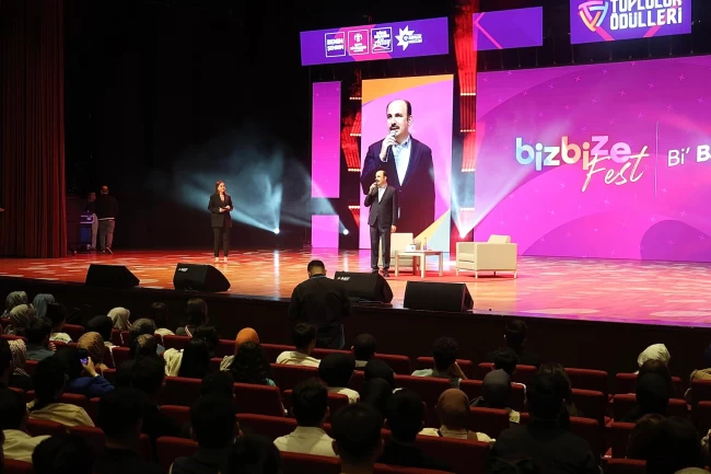 Konya'da Başkan Altay "Biz Bize Fest Bi Başka" programına katıldı