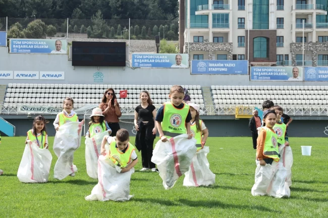 Bursa Nilüfer'de miniklerden tatlı mücadele