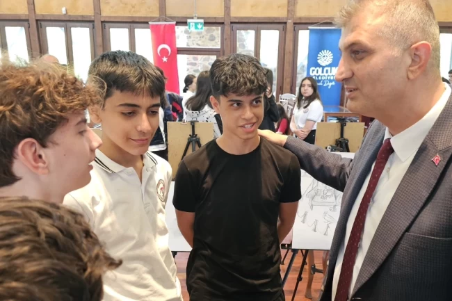 Kocaeli Gölcükteki tarihi yapılar öğrencilere ilham oldu