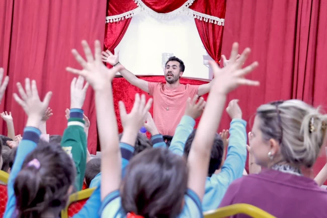 Bursa'da çocuklara gölge oyunu ile 'enerji tasarrufu' dersi