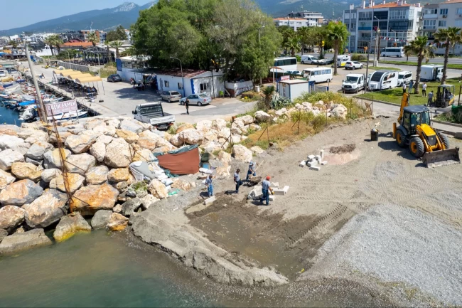 İzmir Güzelbahçe'de tekneler için çekek yeri