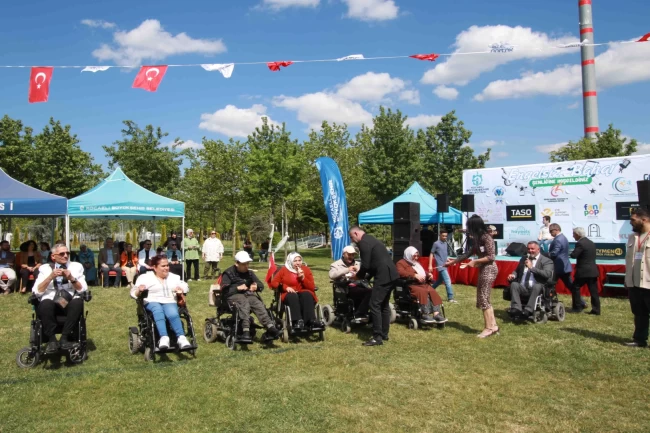 Kocaeli'de 'Beyaz Kalpler'den örnek davranış