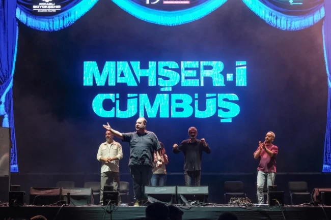 Kocaeli EnFest'te "Cümbüş" vardı