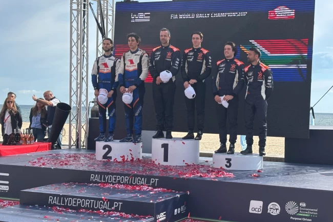 Kerem Kazaz'dan Portekiz'de çifte başarı