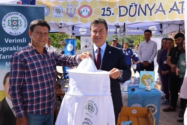 Muğla'da 'Dünya Arıcılık Günü' kutlandı