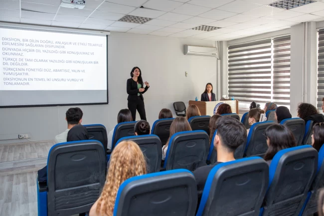 Bursa Büyükşehir'den 'Çalışma Hayatında Kariyer' semineri