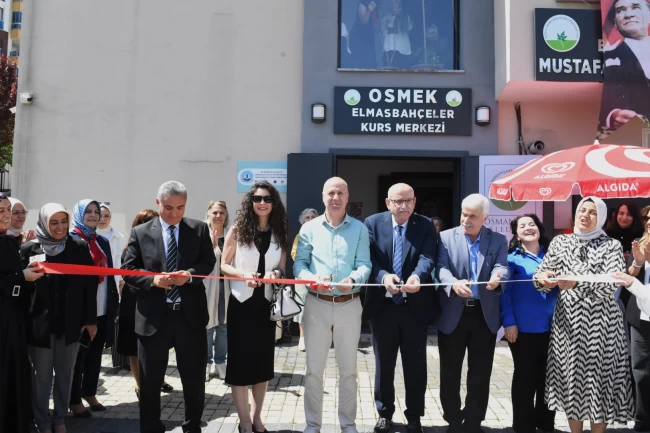 Bursa Osmangazi'nin kurslarında geleceğin ustaları yetişiyor