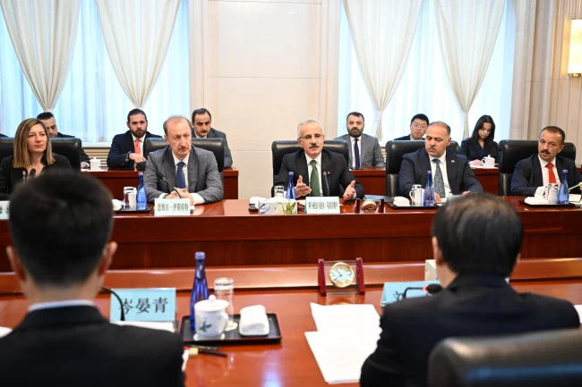 Bakan Uraloğlu temasları değerlendirdi... Türkiye-Çin ulaştırmada doğrudan iletişim kurdu