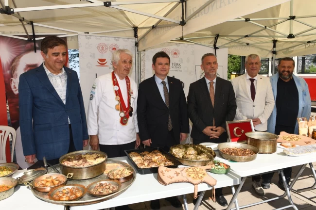 Asırlık tarifler Bursa Osmangazi'de lezzetlendi