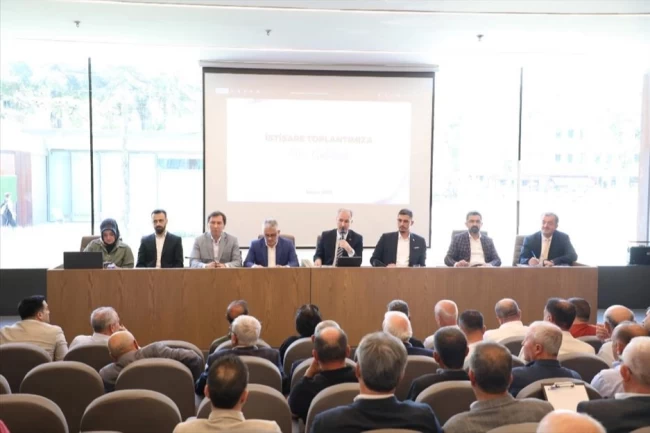 Bursa İnegöl Belediyesi'nde muhtarlarla istişare toplantısı