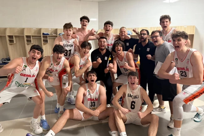 Gemlik Basketbol U18 potada finalde