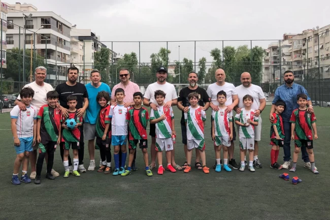 Bostanlıspor'da babalar ile kıran kırana maç