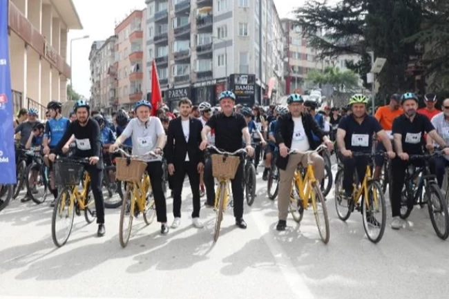 Bursa İnegöl'de pedallar temiz gelecek için döndü