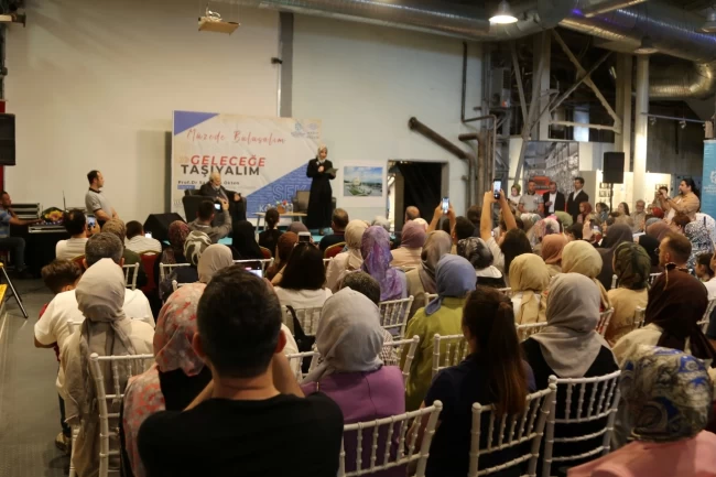 Prof. Dr. Ökten, Kocaeli'nde müzeciliği anlattı