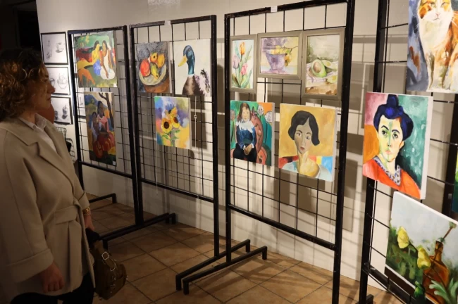 "NOKTA" sergisi sanatseverlerle buluştu