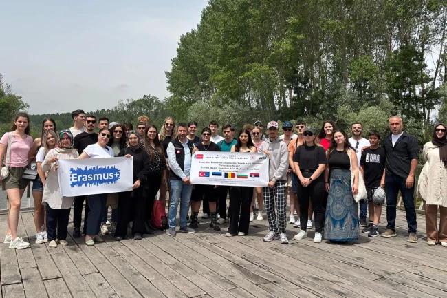 Uluslar arası öğrenciler Sakarya'nın doğasında unutulmaz bir gün yaşadı