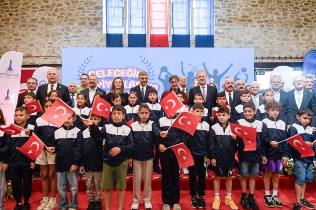 Başkan Tugay "Geleceğin Şampiyonları" projesini tanıttı