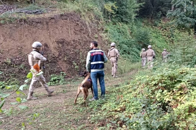 Düzce Jandarma'dan güvenlik önlemleri sürüyor