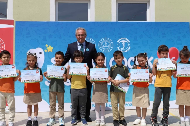 Bursa'da Sağlık Elçileri Yetişiyor: "Sağlıklı Çocuk, Sağlıklı Gelecek" programı başladı