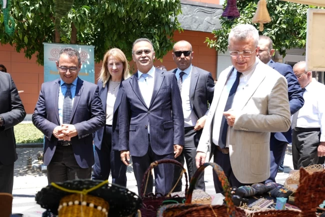 İzmir'de "Hayat Boyu Öğrenme Haftası" coşkuyla kutlanıyor