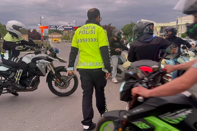 Düzce'de motosiklet denetimleri tam gaz