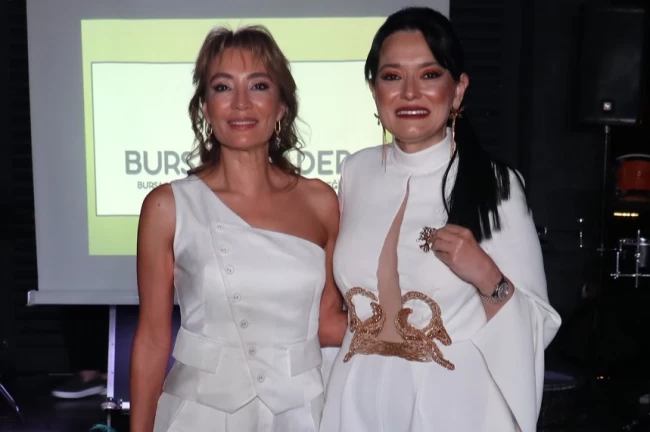 Bursa BUSADER'de bayrak değişimi