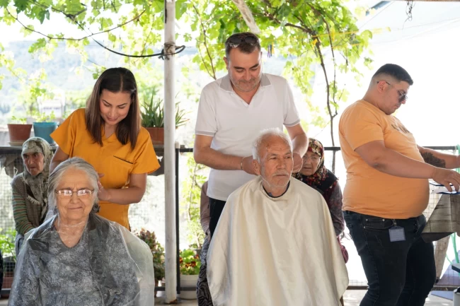 Muğla Milas'ta bayramlık hizmetler
