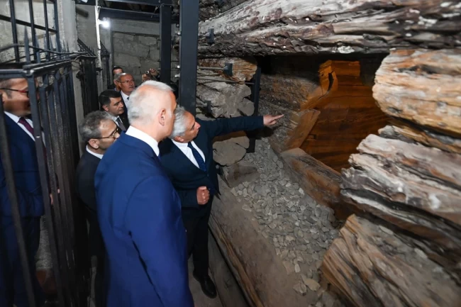 Gordion Antik Kenti'nde tarihi keşif... Frig Kraliyet Mezar Odası gün yüzüne çıktı