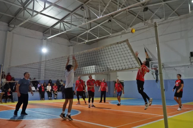 Keşan DOÇEK, Edirne Voleybol Turnuvası'nda parkeye çıkıyor