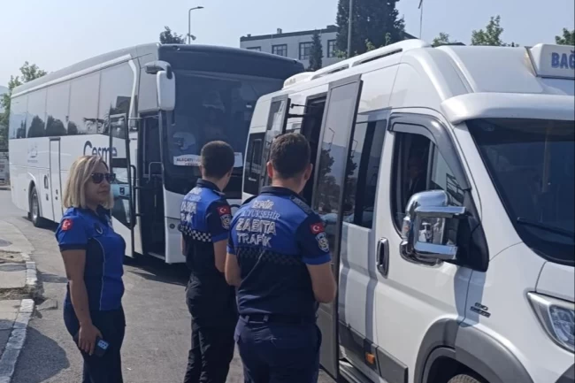 İzmir'de Büyükşehir Zabıtası bayram teyakkuzunda