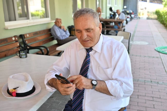 Manisa'da huzurevine güçlü internet ağı