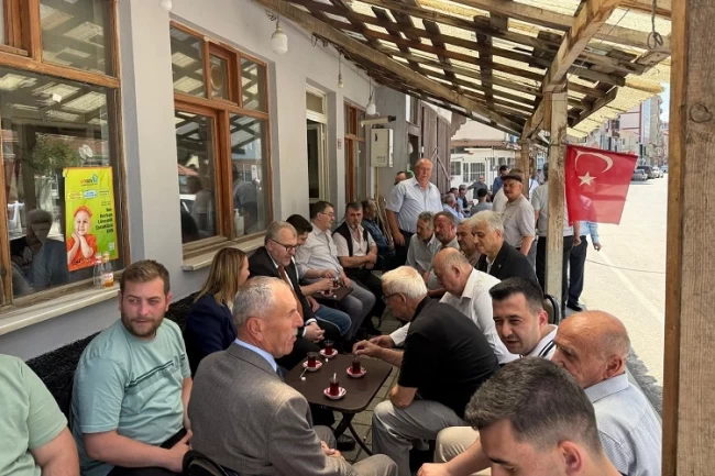 Bilecik Pazaryeri Yeni Mahalle'de bayram coşkusu