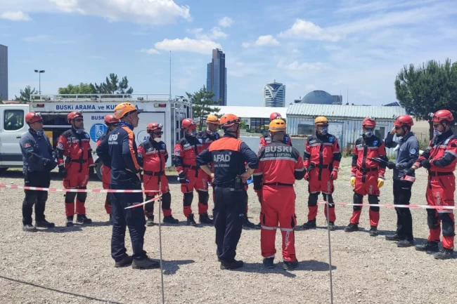 BUSKİ Arama Kurtarma ekibi akredite oldu