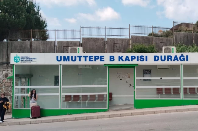 Kocaeli'de akıllı duraklara periyodik bakım