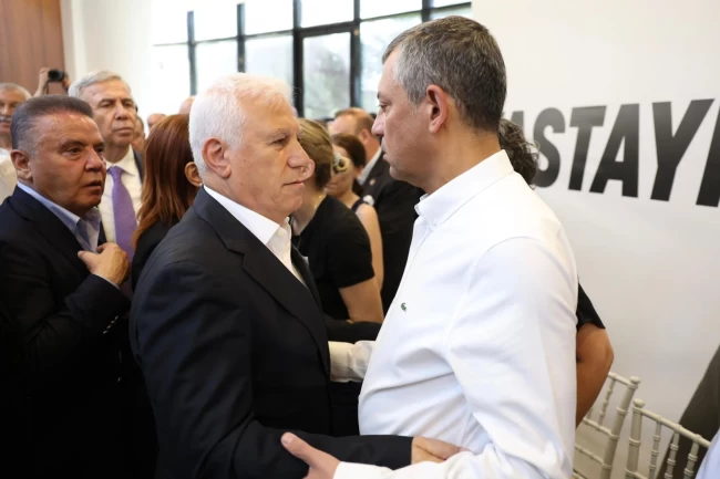 Bursa Büyükşehir Belediye Başkanı'ndan Zeyrek'e duygusal veda