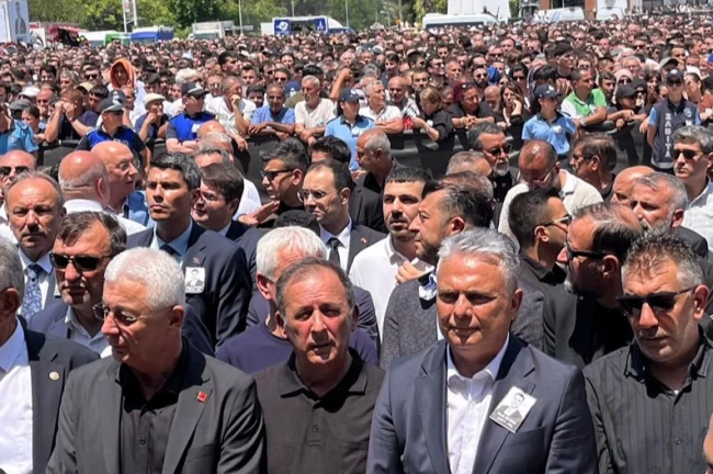 'Ferdi Zeyrek' adı Antalya Muratpaşa'da yaşatılacak