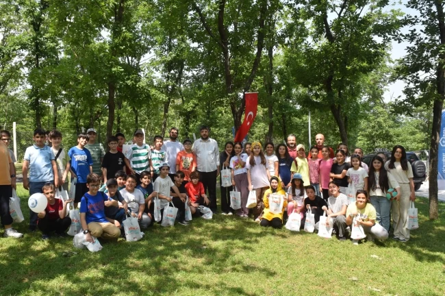 Bursa Yıldırım'da çocuklar önce okudu sonra eğlendi