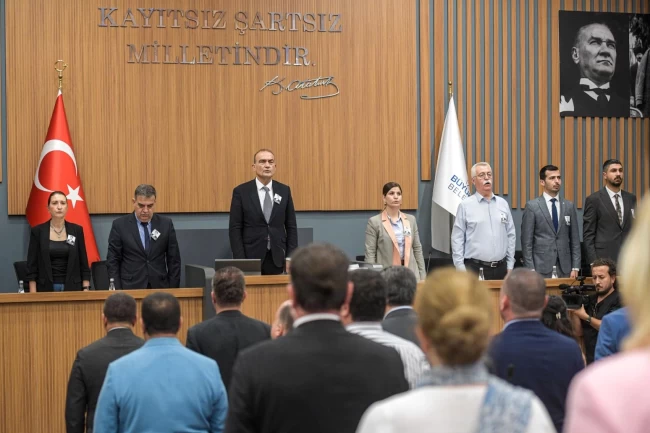 İzmir Büyükşehir Meclisi'nden merhum Zeyrek'e anma