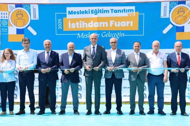 Gebze'de Mesleki Eğitim Tanıtım ve İstihdam Fuarı açıldı