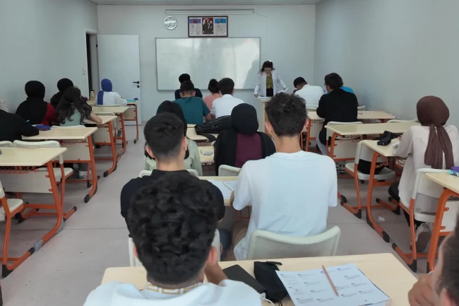 Çayırovalı öğrenciler YKS için geri sayıma başladı