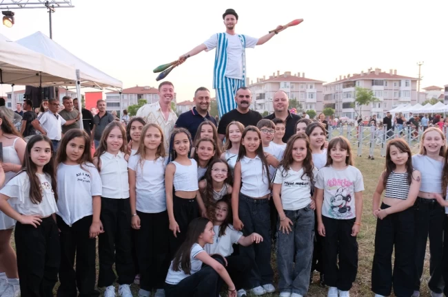 Edirne'de Uzunköprü'de çocuklar festivalde buluştu