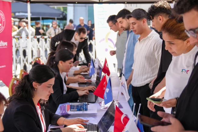 İstanbul'da İBB Bölgesel İstihdam Ofisi'nden kariyer fuarları
