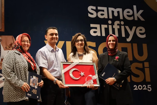 Arifiye SAMEK'te yılsonu heyecanı: Sanat ve emek bu sergide buluştu