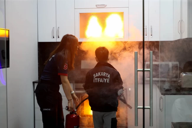 Sakarya'da miniklere afet bilinci