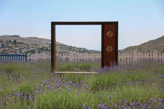 Konya Meram'da görsel şov başladı