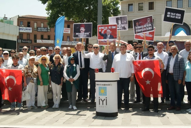 Bursa İYİ Gençlik'ten Atatürk'ün mirasına sahip çıkma çağrısı