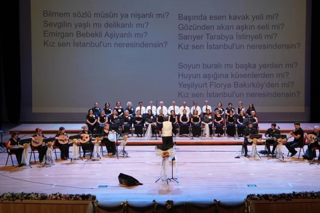 Denizli Büyükşehir'den 80'ler, 90'lar müzik ve şiir gecesi